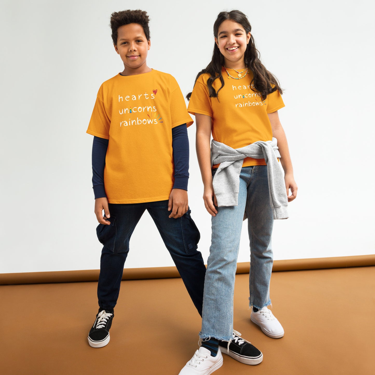β€οΈ π¦ π iconic kids t-shirt